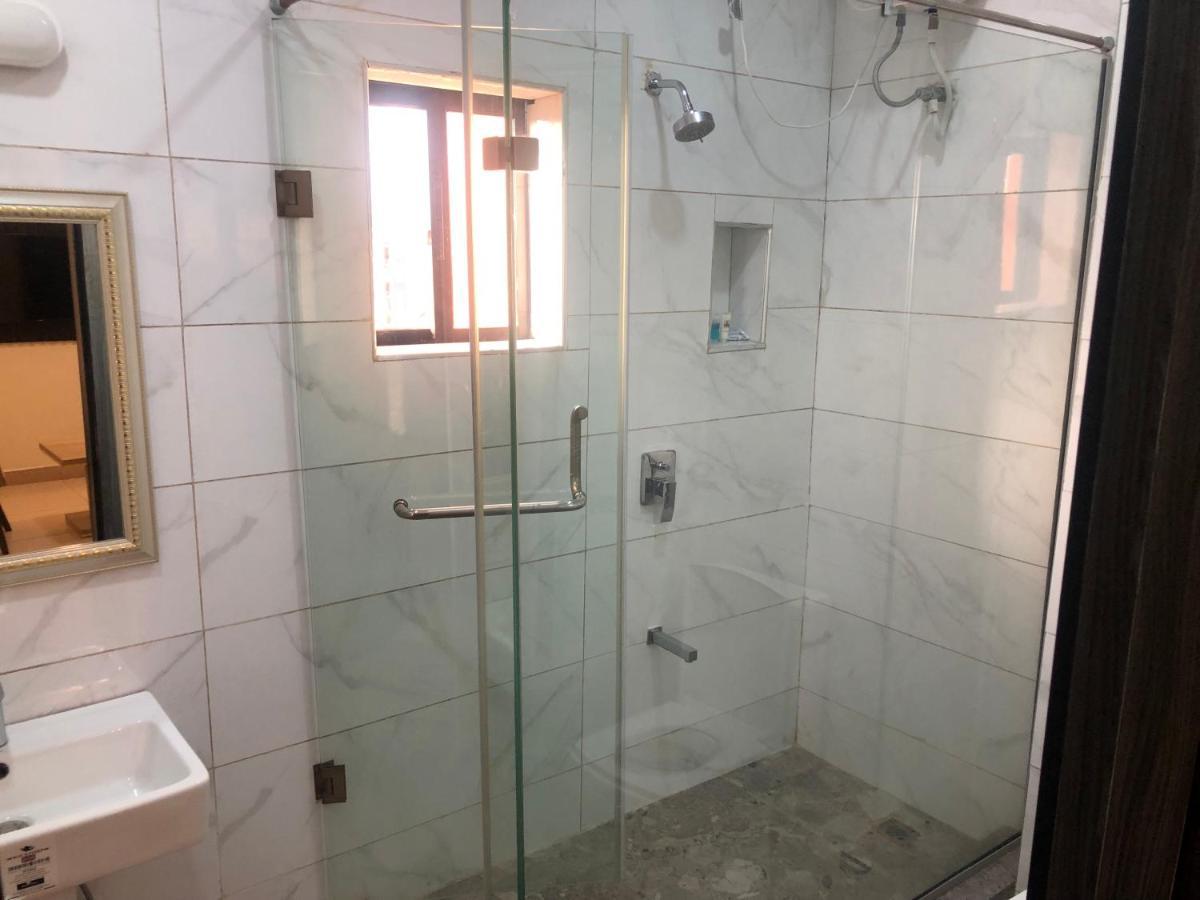 Roban Hotels Limited Enugu Exterior photo